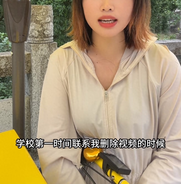 女子毕业三年电话机摆摊发视频称被学校打电话要求下架家网属：本意自嘲自黑没有抹黑炒