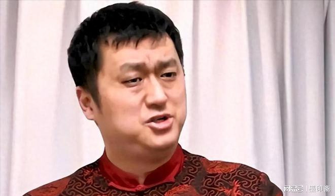 7年前用“公式相声”挑战郭德纲的博士李宏烨今现状令人唏嘘